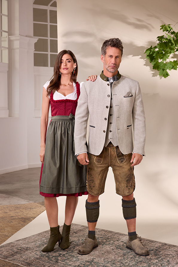 Dirndl Nova R70 #2
