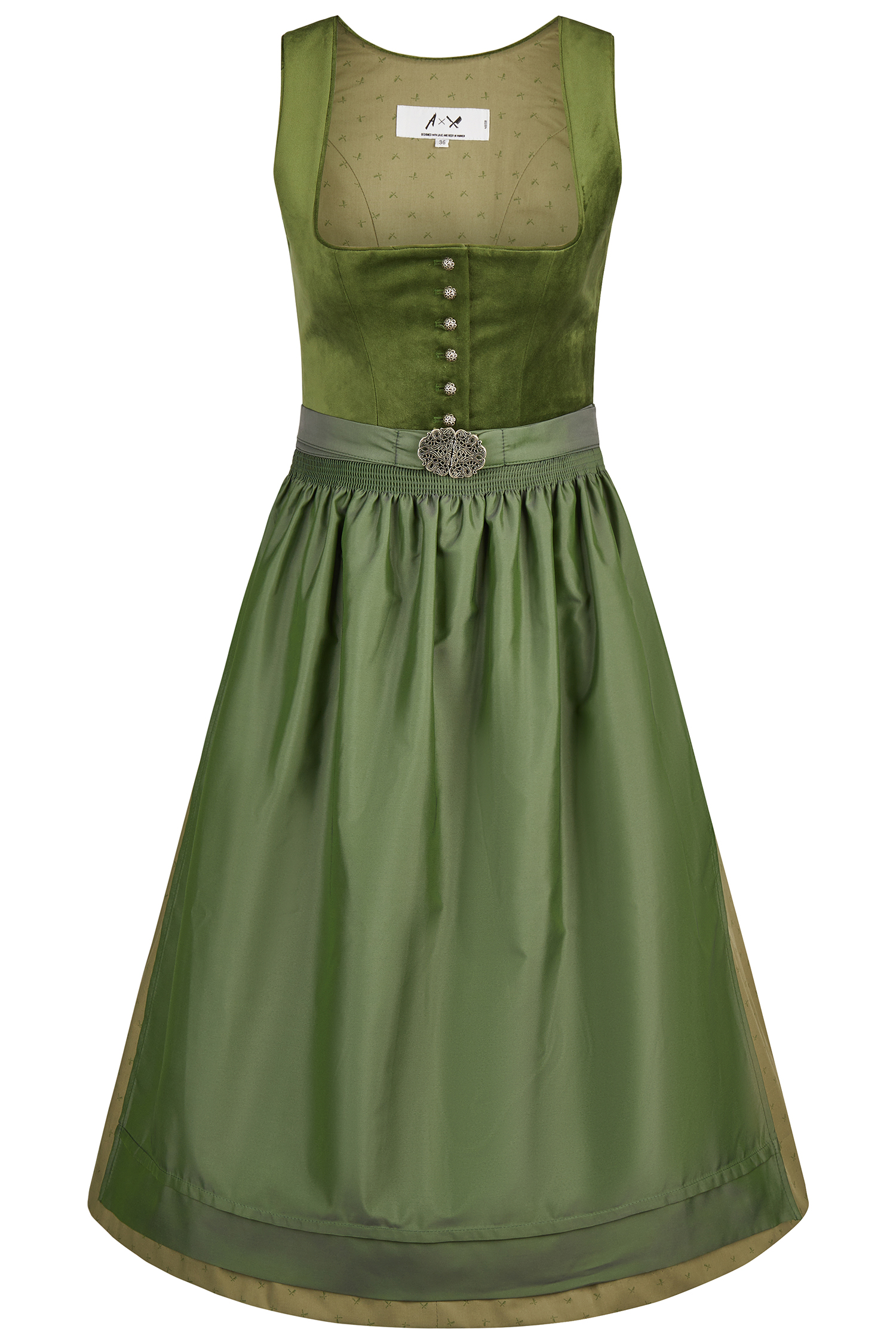 Dirndl D3 Distorted People #1