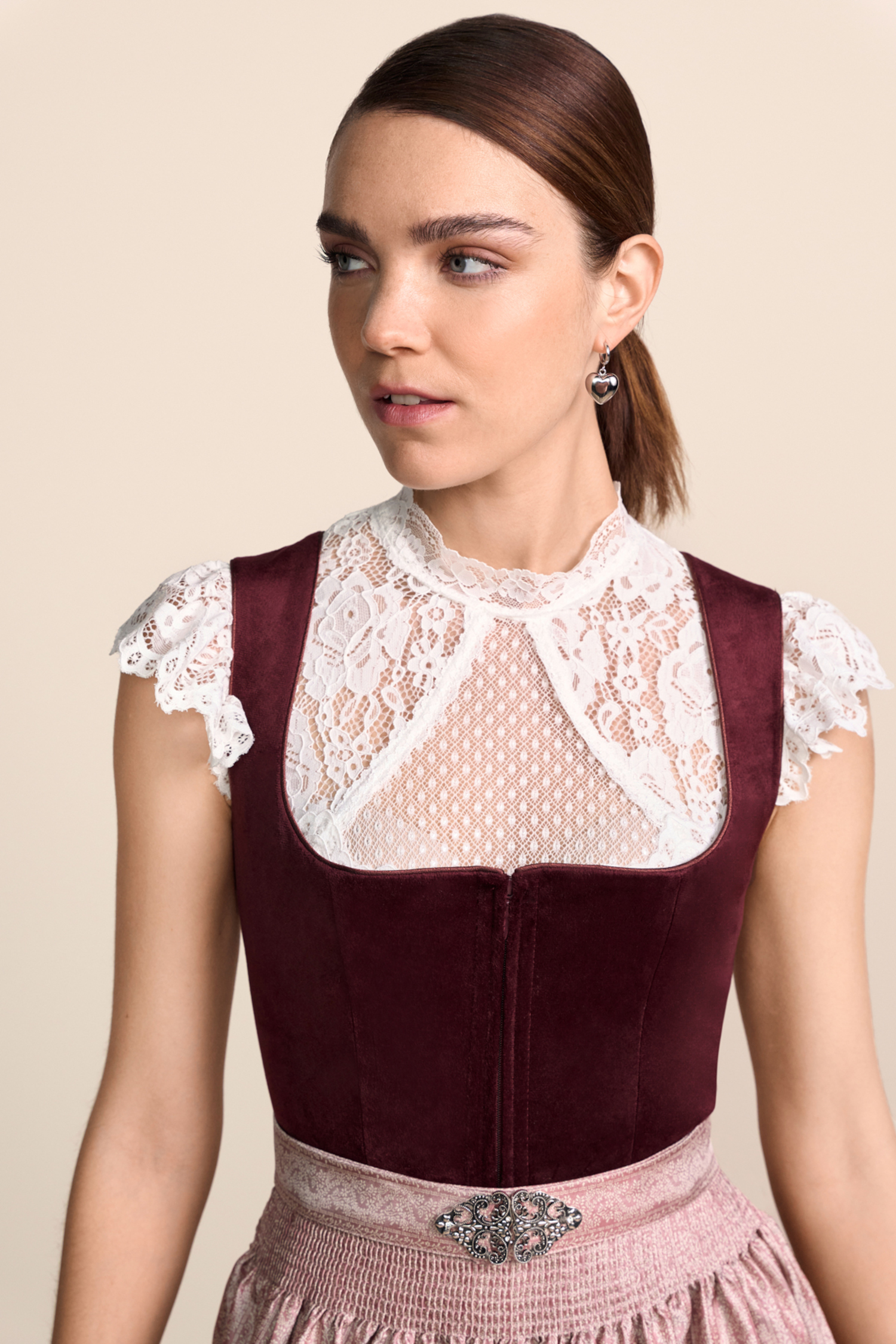 Dirndl Aurela R70 #3