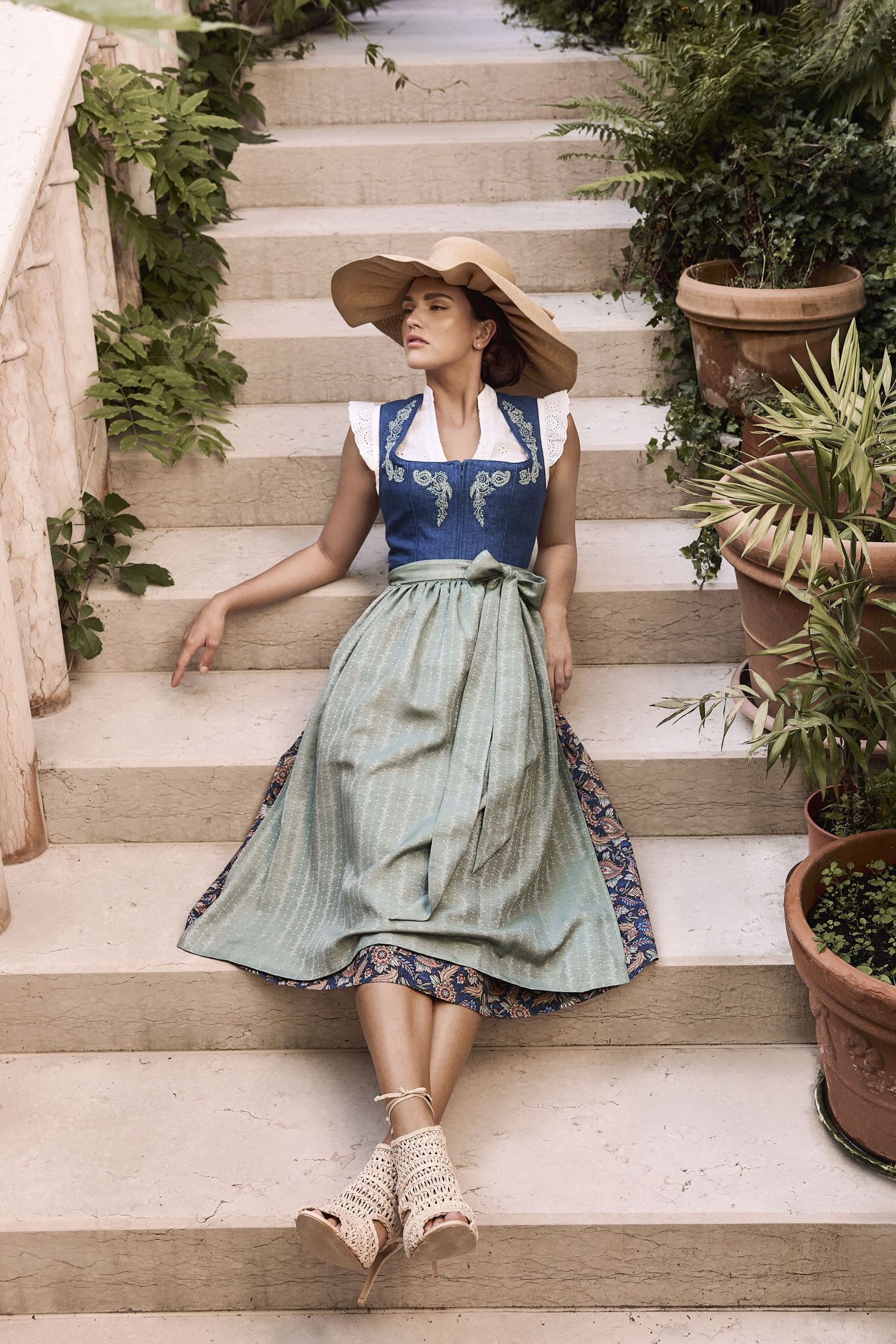 Dirndl Therese R80 #4
